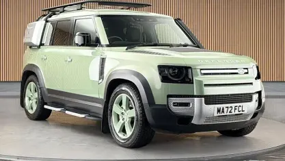 Used Land Rover Defender 75th Limited Edition 300 HP (220 kW) 2023 Green SUV