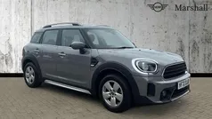 Moonwalk grey Used 2022 Mini Cooper Countryman Classic SUV | £22,400 (Fair price)