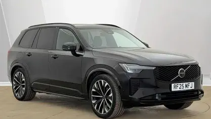 Used Volvo XC90 Ultra 250 HP (183 kW) 2025 Black SUV