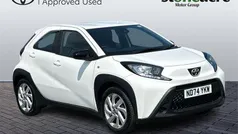 White New 2025 Toyota Aygo PURE Hatchback | £14,000 (Fair price)