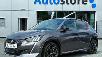 Used Peugeot 208 Premium 102 HP (75 kW) 2022 Hatchback