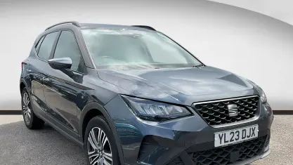 Used Seat Arona SE 110 HP (80 kW) 2023 Grey SUV