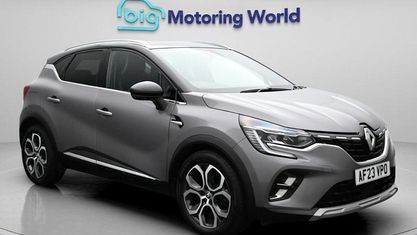 Second-hand Renault Captur Techno 143 CP (105 kW) 2023 Gri SUV