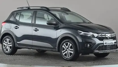 Begagnad Dacia Sandero Expression 91 HK (66 kW) 2025 Halvkombi