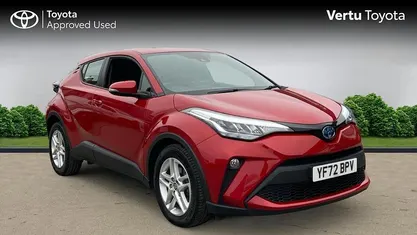 Used Toyota C-HR 122 HP (89 kW) 2023 Red SUV