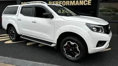 White Used 2019 Nissan Navara Tekna Pickup | £16,999 (Fair price)