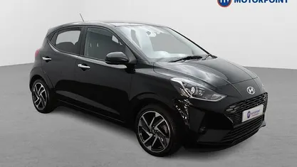 Used Hyundai i10 Premium 79 HP (58 kW) 2025 Hatchback