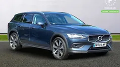 Used 2022 Volvo V60 CC Estate | £23,999 (Good price)