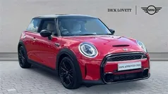 Red Used 2022 Mini Cooper S Exclusive Hatchback | £20,700 (Fair price)