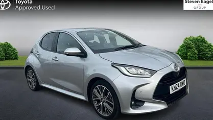 Begagnad Toyota Yaris Hybrid 116 HK (85 kW) 2025 Halvkombi