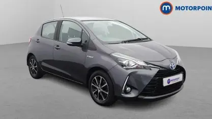 Used Toyota Yaris Hybrid 101 HP (74 kW) 2019 Grey Hatchback
