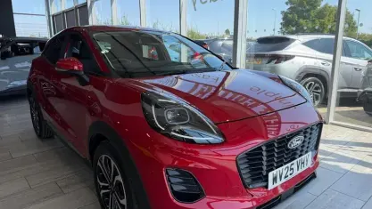 Used Ford Puma Titanium 125 HP (91 kW) 2025 Red SUV