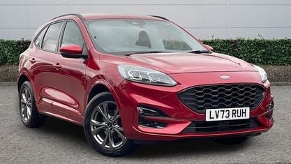 Second-hand Ford Kuga ST-Line 150 CP (110 kW) 2023 Roșu SUV