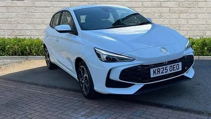 Used MG MG3 SE 116 HP (85 kW) 2025 White Hatchback