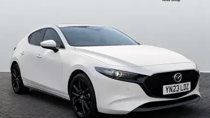 Used Mazda 3 Inclusive 186 HP (136 kW) 2022 White Hatchback