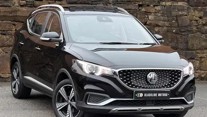 Used MG ZS Exclusive 105 kW (143 HP) 2021 Black Hatchback