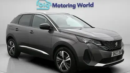 Used Peugeot 3008 Allure+ 131 HP (96 kW) 2023 Grey SUV