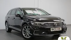 Black Used 2022 VW Passat Advance Estate | £19,995 (Fair price)