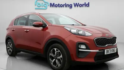 Gebraucht Kia Sportage 136 PS (100 kW) 2021 Rot SUV