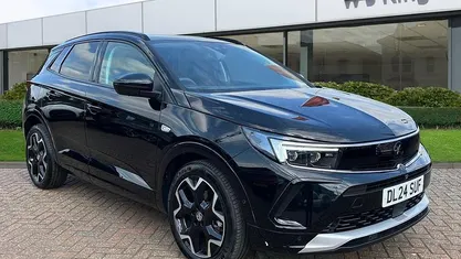 Used 2024 Vauxhall Grandland X Ultimate SUV | £17,995 (Fair price)