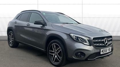 Usado Mercedes GLA180 Urban 122 HP (89 kW) 2020 SUV
