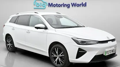 Used MG MG5 EV Trophy 114 kW (156 HP) 2022 White Estate