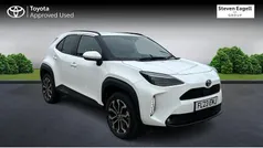 Used 2025 Toyota Yaris Hybrid Design Estate | £21,917 (Good price)