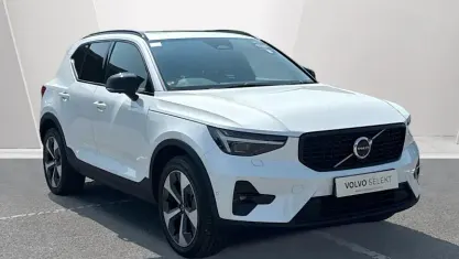 Used Volvo XC40 Ultimate 197 HP (144 kW) 2023 White SUV