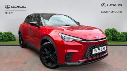 Used Lexus LBX 136 HP (100 kW) 2025 Red SUV