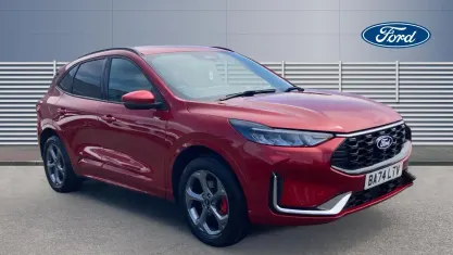 Used Ford Kuga ST-Line 243 HP (178 kW) 2025 Red SUV