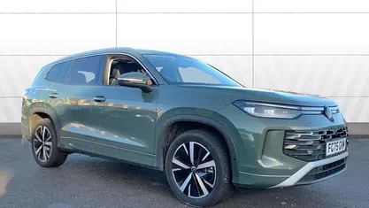 Green Used 2025 VW Tayron Elegance SUV | £37,995 (Good price)