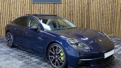 Used Porsche Panamera 462 HP (339 kW) 2020 Hatchback