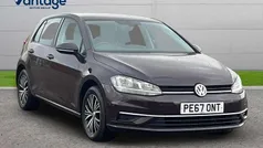 Black Used 2017 VW Golf VII SE Hatchback | £10,990 (Fair price)