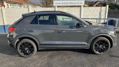 Used 2021 VW T-Roc Black Edition SUV | £17,395 (Fair price)