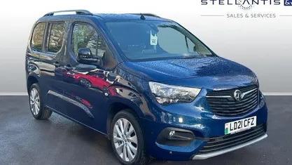 Used Vauxhall Combo Elite 131 HP (96 kW) 2021 MPV
