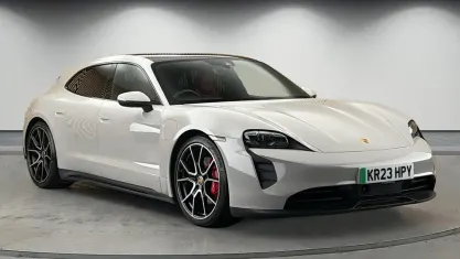 Used Porsche Taycan Performance Package 419 kW (571 HP) 2023 Crayon grey Estate