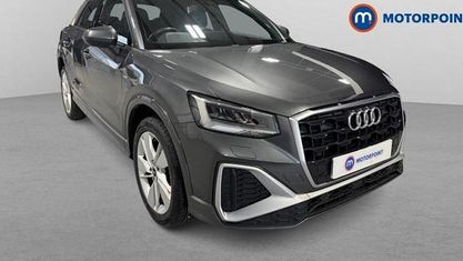 Używany Audi Q2 S-Line 110 KM (80 kW) 2023 Szary SUV