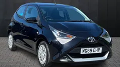 Used 2019 Toyota Aygo X-play Hatchback | £9,045 (Fair price)