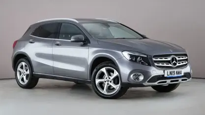 Used Mercedes GLA200 Executive 156 HP (114 kW) 2019 Grey SUV