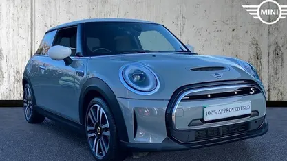 Used 2023 Mini Cooper Level 2 Hatchback | £15,034 (Fair price)