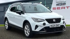 Glacial white Used 2025 Seat Arona FR SUV | £17,950 (Fair price)