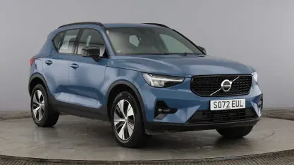 Begagnad Volvo XC40 Plus 211 HK (155 kW) 2023 SUV