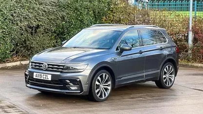 Used 2019 VW Tiguan R-line SUV | £20,495 (Fair price)