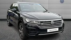 Black Used 2020 VW Touareg R-line SUV | £31,750 (Fair price)