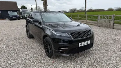 Used Land Rover Range Rover Velar SE Dynamic 241 HP (177 kW) 2018 Black SUV