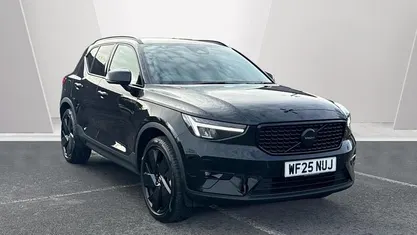 Used 2025 Volvo XC40 Plus SUV | £32,682 (Fair price)