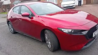 Used Mazda 3 122 HP (89 kW) 2022 Red Hatchback