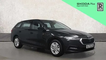 Black Used 2023 Skoda Octavia SE Technology Estate | £16,733 (Fair price)