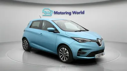 Used Renault Zoe GT-Line 100 kW (136 HP) 2022 Blue Hatchback