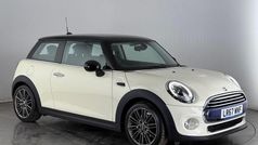 White Used 2017 Mini Cooper Hatch Hatchback | £15,250 (Fair price)
